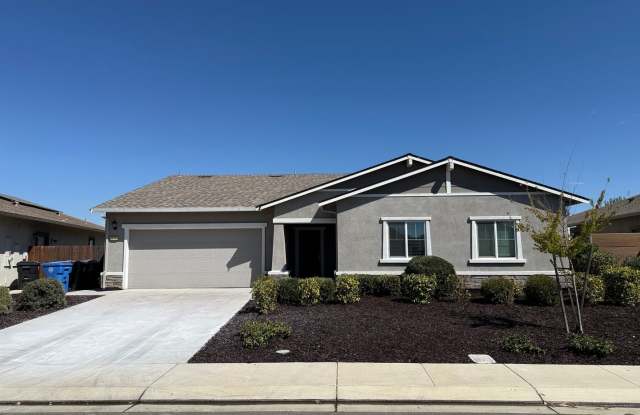 Single story home in with large backyard! photos photos