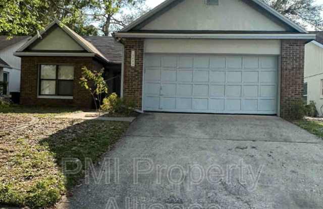 1089 Covington Street photos photos