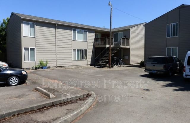 654 SW 7th- photos photos