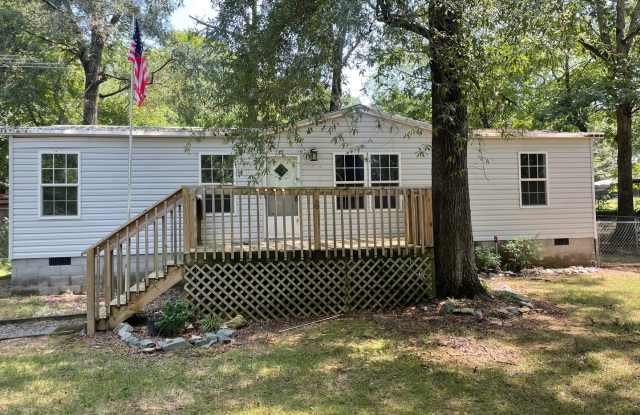 3 bed 2 bath home Gallery 3