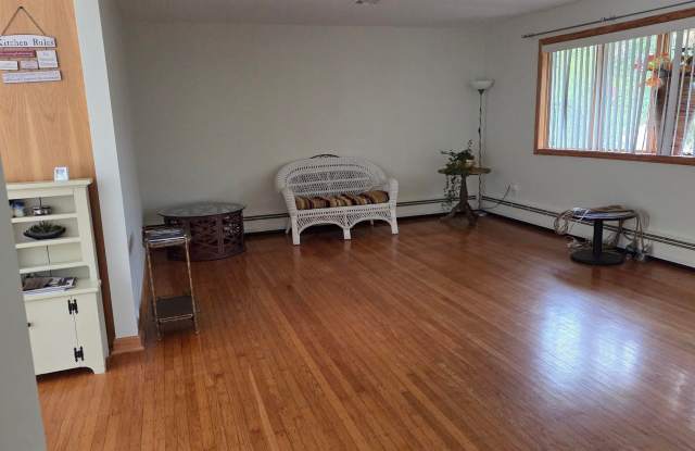 308 Steven Dr Gallery 3