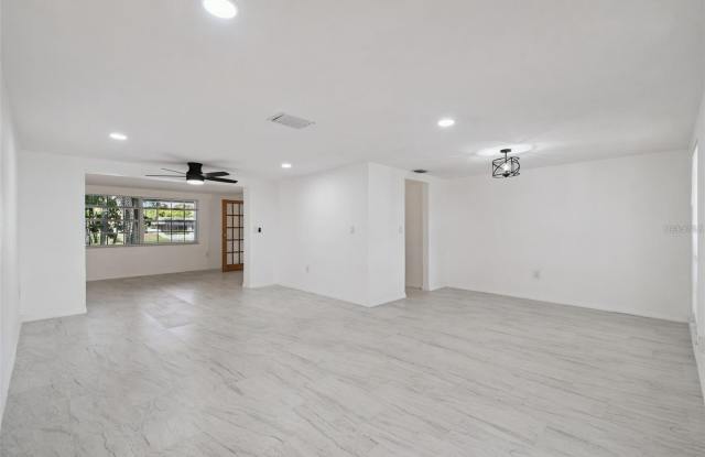 3513 LANDALE Drive Gallery 2
