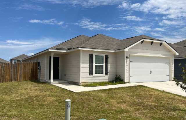 Now Leasing at Luckey Ranch – 4-Bedroom Home with Modern Upgrades! photos photos