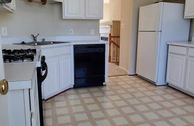 10038 LORD LOVAT WAY Gallery 4