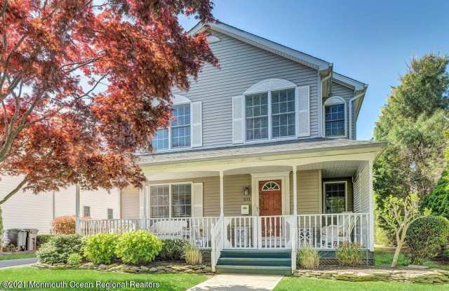 303 Salem Avenue photos photos