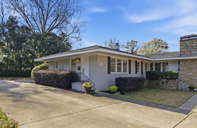 Charming 1BR Duplex Apt. in Raleigh - 902 New Bern Avenue, Raleigh, NC 27601