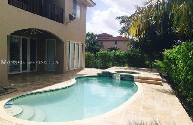 6422 SW 162nd Ct Gallery 1