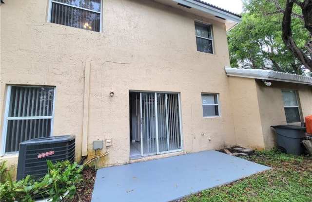 8904 Northwest 53rd Court Gallery 2