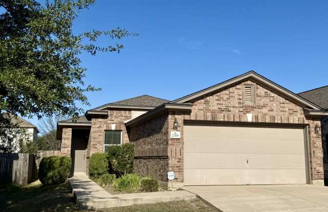 2319 McCombs Street Gallery 1