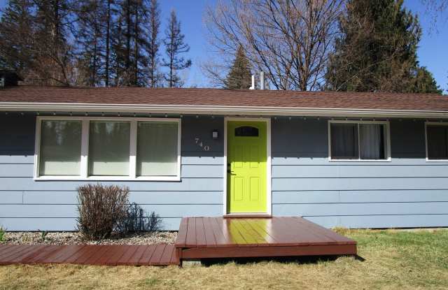 Charming Furnished 3 bedroom Home in Whitefish photos photos