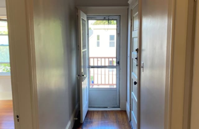 27 Montfern Ave. Gallery 3