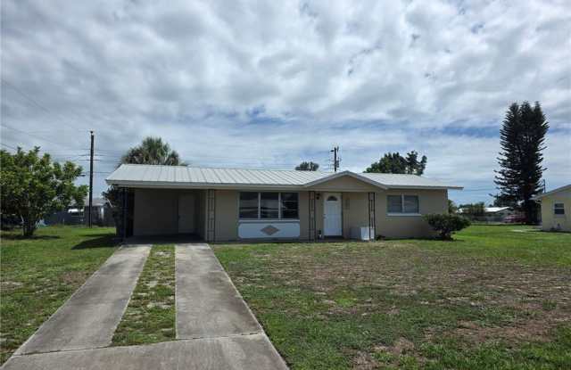 1507 Markdale Street E photos photos