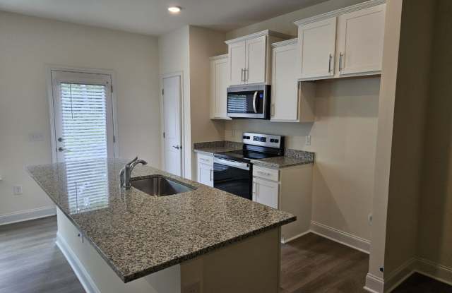 112 Lavender Ln photos photos