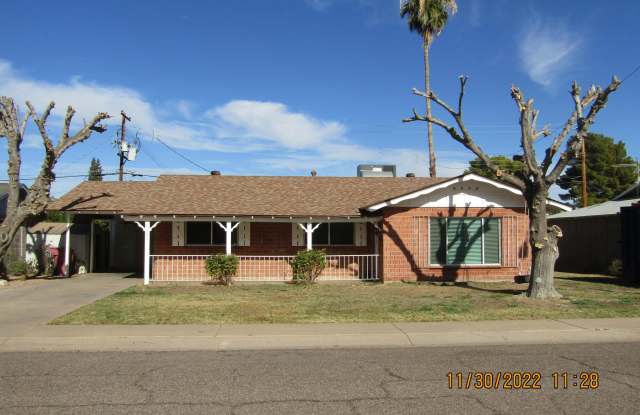 8426 E HIGHLAND Avenue - 8426 East Highland Avenue, Scottsdale, AZ 85251