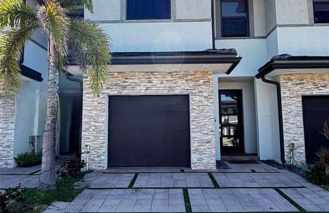 15860 Northwest 91st Court photos photos