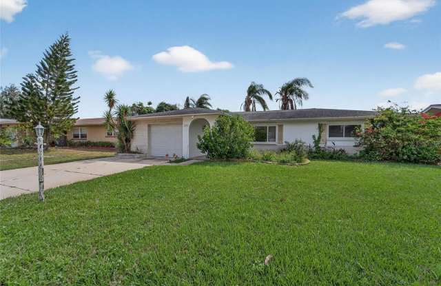 2127 SCOTLAND DRIVE photos photos