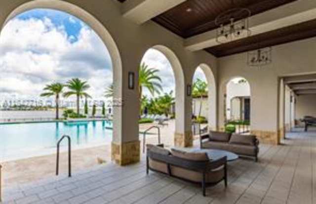 12280 North Baypoint Circle Gallery 3