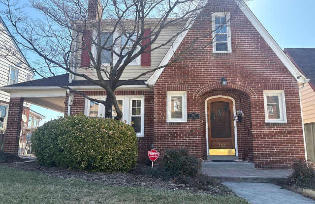 Well-Maintained 3-bedroom, 2.5-Bath Home, Sunroom, Hot Tub, Yard, Garage, Koi Pond on the Avenues photos photos