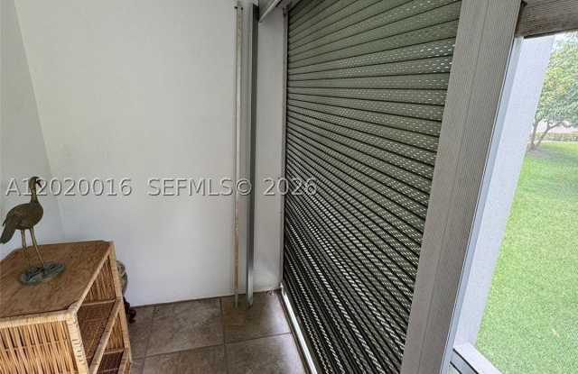 221 Kent M Gallery 4