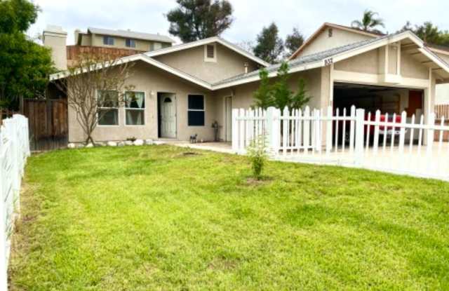 932 Blossom Hill Dr - 932 Blossom Hill Drive, Corona, CA 92880