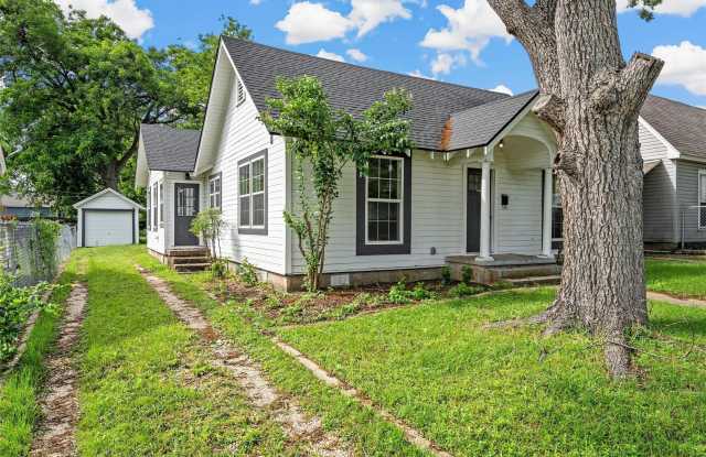 2704 Herring Avenue Gallery 2