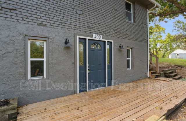 300 Ridge St photos photos