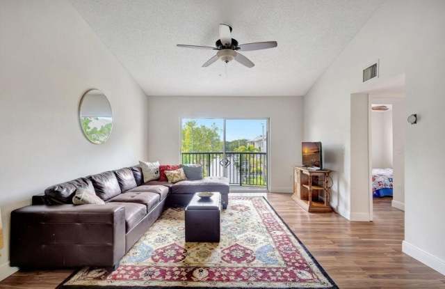 1400 S Crestwood Court S Gallery 2