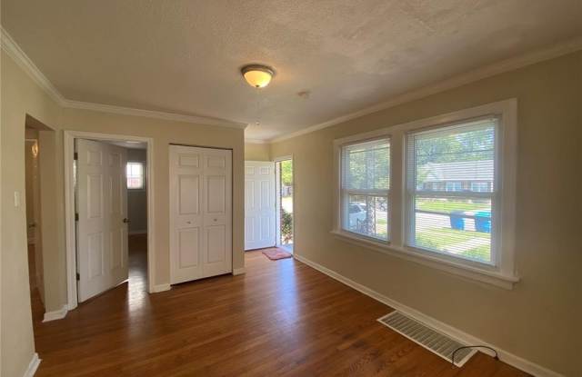 8902 Oneida Lane Gallery 3