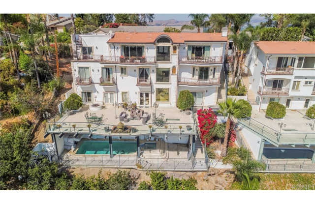 5760 Rolling Road - 5760 N Rolling Road, Los Angeles, CA 91367