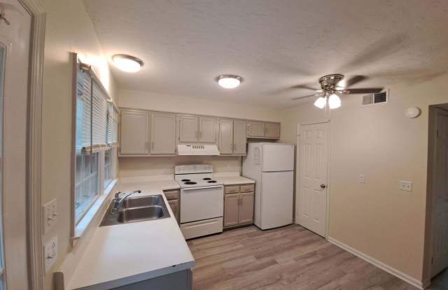 2 bd 1.5 bath townhome in Mocksville Gallery 3