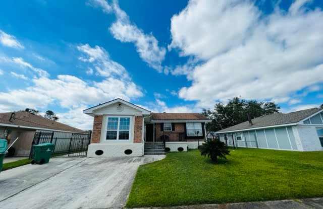 208 Dale Ave - 208 Dale Avenue, Timberlane, LA 70056