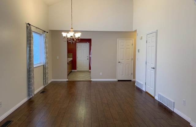3965 W Augusta Dr. Gallery 3