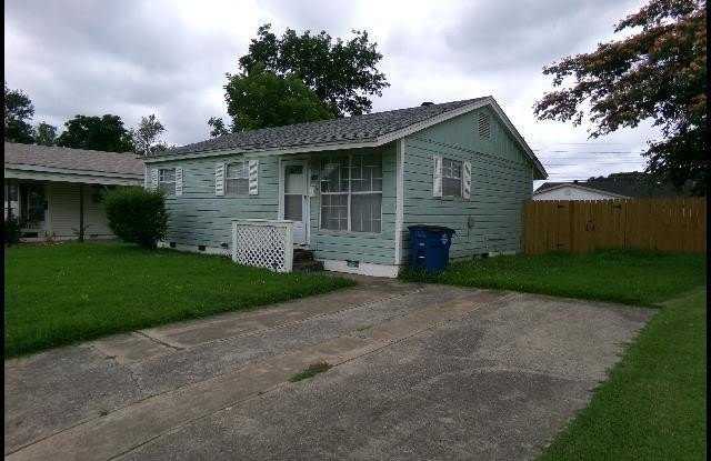 2107 Muldrow Drive Gallery 2