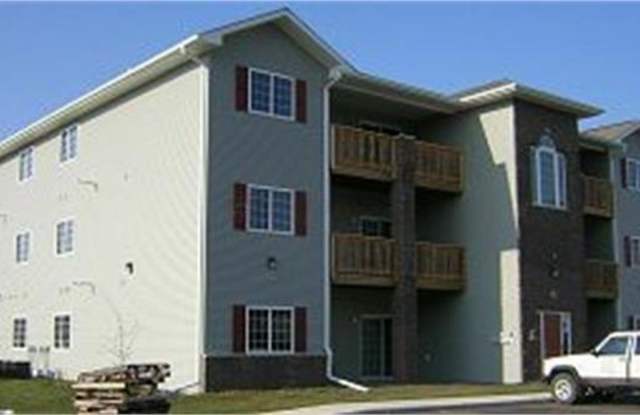 2 BED 2 BATH - Available Fall 2026 - 90 Circle Drive, North Liberty, IA 52317