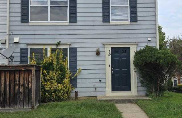 19 HIGHSTREAM Court Gallery 1