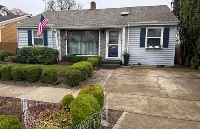 2 Bedroom 2 Bath Newberg OR 97132 6 Month Lease photos photos