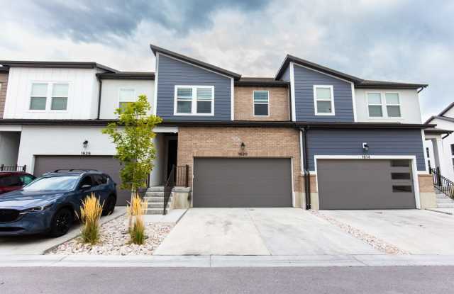 Pet-Friendly 3 Bed | 2.5 Bath Home in Exchange, Lehi. Available Aug 1. photos photos