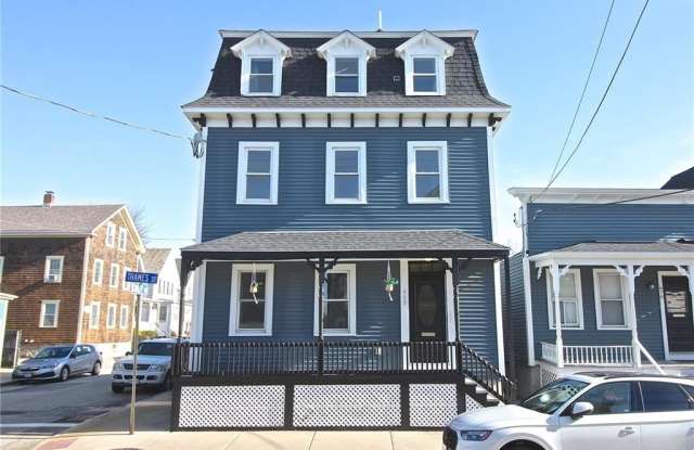 668 Thames Street Gallery 3