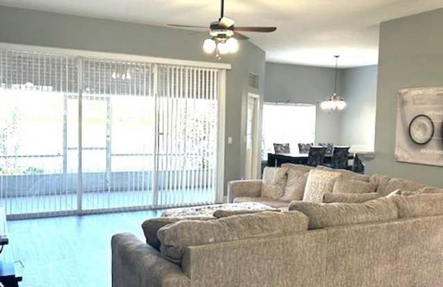 3 bedroom, 2 bath home Gallery 3