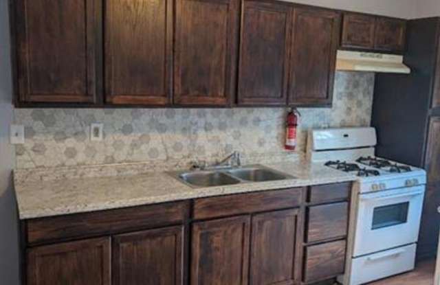 126 N Orchard St photos photos