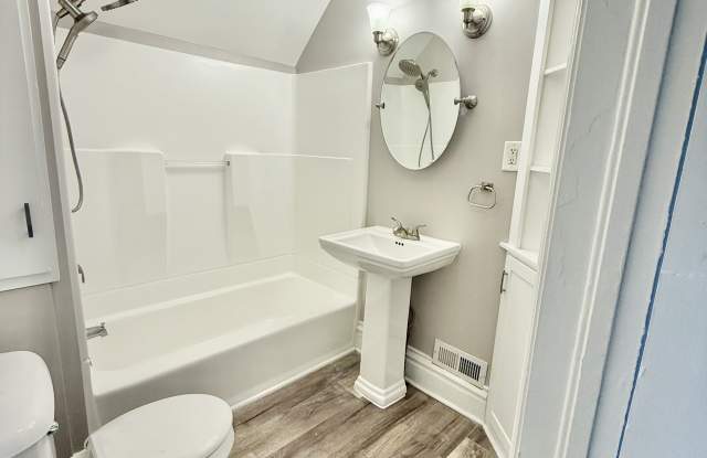 115 East 6th Street photos photos