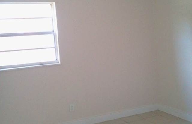 12321 Wyatt Ct - wyatt ct 1 Gallery 4