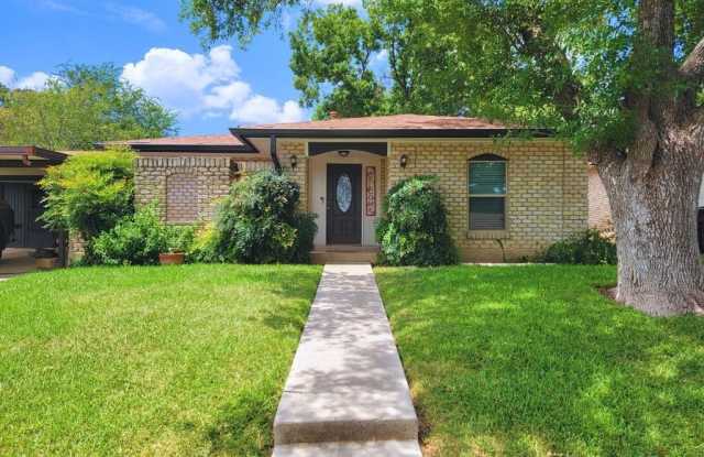 7007 Forest Grv Gallery 1