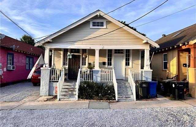 4205 DHEMECOURT Street - 4205 D'Hemecourt Street, New Orleans, LA 70119