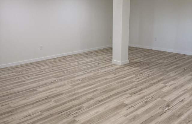 623 S Boston Place unit: E photos photos