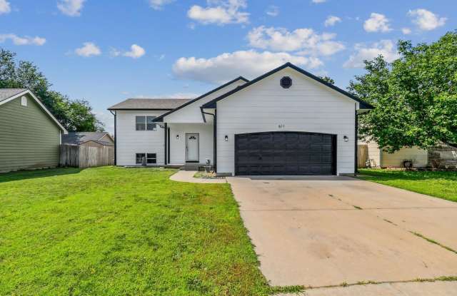 611 W Scott - 611 West Scott Street, Valley Center, KS 67147