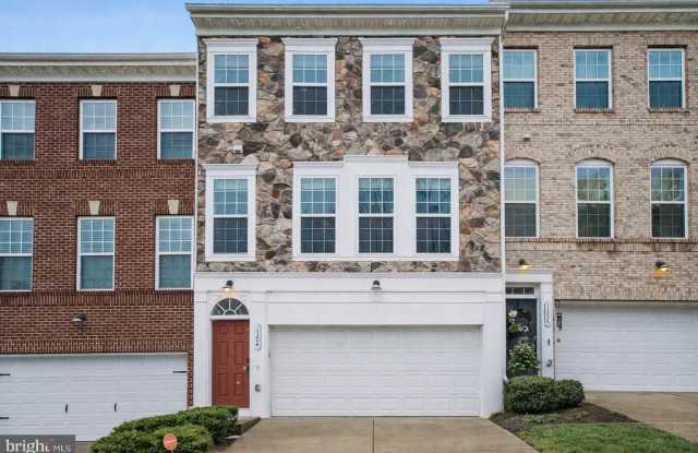 1304 GILMORE Street photos photos