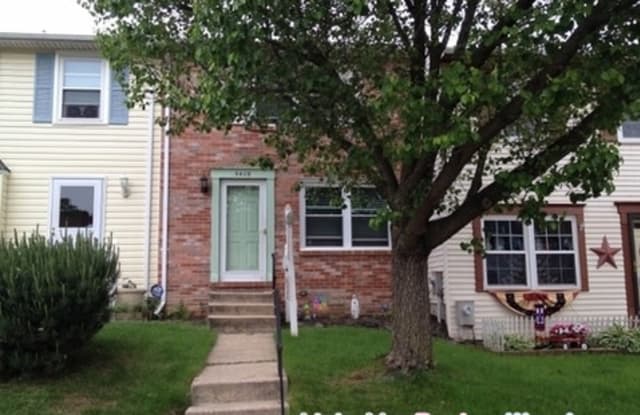 5409 King Arthur Cir - 5409 King Arthur Circle, Rossville, MD 21237