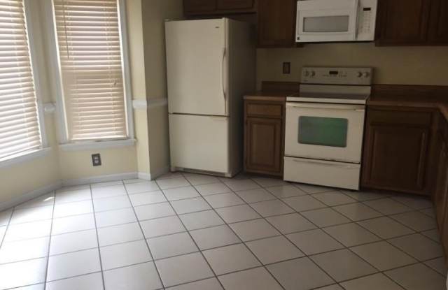 981 Colonial Meadows Way Gallery 3