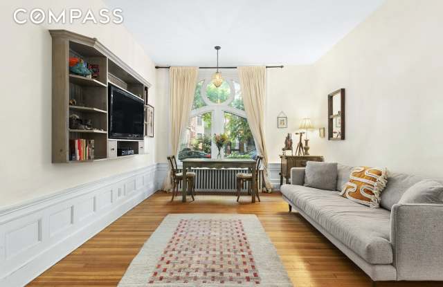 10 Montgomery Place Gallery 2